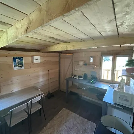 La De Mercone Ninu Apartmán *