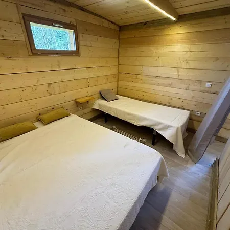 La De Mercone Ninu *